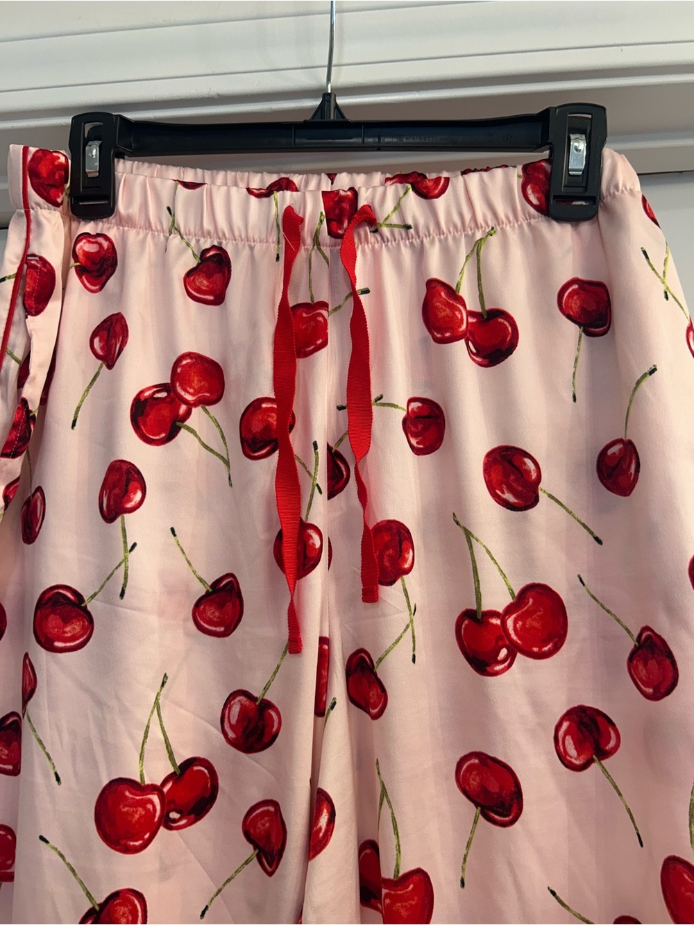 Victoria's Secret Pink Cherry-Print Long-Sleeve Pajama Set - Picture 10 of 10